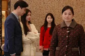 母亲总是记得孩子小时候爱吃的，可是有的孩子连母亲的生日都记不住！百善孝为先，子欲养亲不待！#剧情  #孝顺  #家庭