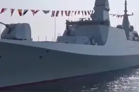 海军054B护卫舰首舰漯河舰入列，排水量约5000吨，吨位增加对于护卫舰来说意味着什么？#东南军情#漯河舰#054B视频封面