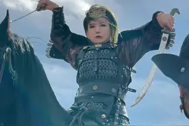 终于骑上龙鳞马了 #骑马 #女侠 #一定要看到结尾