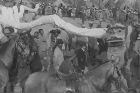 一战欧洲战场：1918年中国参战劳工庆祝协约国阵营欧战胜利