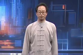 筋长一寸，寿长十年，两个动作自测筋骨柔韧性 #柔韧性#健康科普#抖in全民健康计划 #测试一下