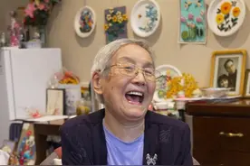 89岁奶奶住养老院很知足，提及三个女儿满脸骄傲#退休 #高端养老社区 #养老 #子女视频封面