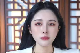 黄金投资，到底值得吗？ #黄金 #黄金投资 #投资理财 #小月说 #抖音热评视频封面