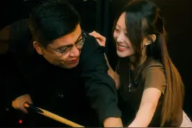 几人能懂... #情感共鸣 #黑哥白妹 #台球是一种生活 #拍出电影感