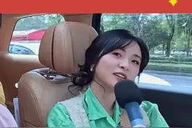 #沈月 亚洲最美面孔脱敏训练，笑鼠我了😂😂😂😂#快乐的大人 #范世錡 #王敬轩视频封面