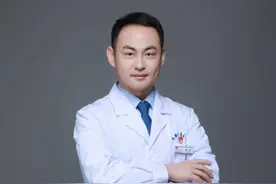 青壮年的高血压导致的脑出血，都惊人的存在一个或几个相似的降压误区，六大高血压防控误区供您参考#高血压 #脑出血 #辟谣 #icu小陈医生视频封面