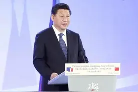 “中国这头狮子已经醒了，但这是一只和平的、可亲的、文明的狮子”。十一年前的今天，习近平主席在法国巴黎援引拿破仑的“睡狮论”，以新的生动概括，阐明中国同世界的交往之道。一起重温！（来源：人民日报）视频封面