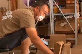 （一）保证金26万  退钱老板找不见？
“韵达申通各13万   同时加盟两家快递 ” 
襄城韵达认这13万   申通王总不接电话#都市接到办