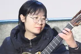 分享杨曼古典吉他演奏《梦中的婚礼》 #古典吉他 #吉他教学视频封面