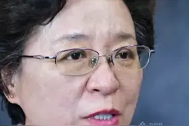 在临床上，空心菜常用于治疗大便出血、小便出血、鼻出血等不适症状。取空心菜60~120克煎服，搭配蜂蜜或白糖食用，有助于缓解出血症状。#CCTV1生活圈