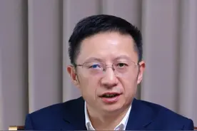 年终评优发生争执时，你会站哪方#年终评优 #公务员遴选 #遴选面试 #结构化小组 #公选王遴选视频封面