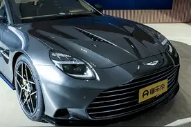 沉浸式体验阿斯顿·马丁#Vanquish #懂车帝抢先试驾#阿斯顿马丁vanquish #宝藏女司机视频封面
