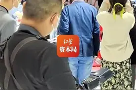 特斯拉刹车事件终审判决：车辆鉴定无故障，李女士判赔增至7万#特斯拉西安刹车事件终审判决 #李女士判赔特斯拉增至7万 视频封面