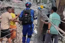 地震倒塌建筑内发现生命迹象，潇湘晨报记者跟随中国救援队赶往救援，被困8人中3人遇难4人获救，1人待救援#媒体精选计划 #缅甸地震视频封面