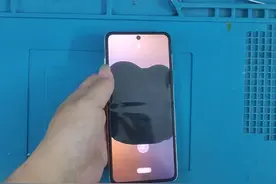 OPPO Find N3 Flip小折叠屏手机，正常翻转使用漏液，更换大屏幕视频封面