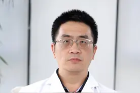 有脚踩棉花的感觉，看看是不是周围神经出了问题！#脚踩棉花 #糖尿病周围神经病变 #周围神经损伤 #宣武医院王兴文糖尿病周围神经病变 #硬核健康科普行动  @抖音医疗健康小助手 @抖音短视频视频封面