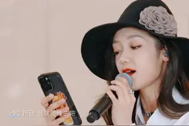 希林娜依高清唱《起风了》 #17号音乐仓库视频封面