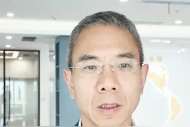 交管所和车管所“打起来了”自行车未登记上牌，要被罚款？ #南京  #交管所 #车管所 #自行车 #抖音小助手视频封面