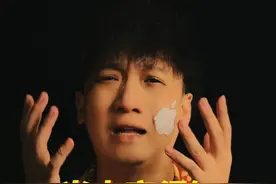 iPhone16充电竟然45瓦#手机 #iPhone #苹果手机 #数码科技 #上抖音看iPhone视频封面