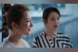 #时光正好职场囧途 #资深HR给新人面试支招  资深HR面试小课堂开课啦~许梦安/秦海璐 给陈婉真/左小青 找来了瑞秋/李依晓 帮她面试支招要摘下首饰保持低调，要包装简历体现实力，也要了解自身优势和岗位的匹配度，这一套培训下来，相信婉真已经手拿把掐啦。#电视剧时光正好