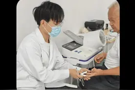 体检危机：以守护健康为口号的行业巨头，面对信任危机谈的是利益 #体检 #爱康国宾 #离谱