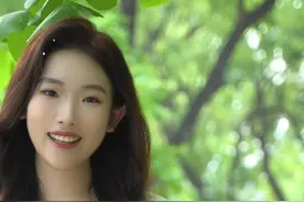 6月21日迎来北半球白昼最长、黑夜最短的日子——夏至。“夏至一阴生，稍稍夕漏迟。”时夏方长，悠悠夏日里，愿你的美好如约而至！#夏至已至 #话说夏至 #秀我中国视频封面