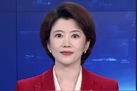 中国邮政集团有限公司从7月开始，对解放军和武警部队官兵、文职人员以及退役军人交寄的个人国内普通包裹，凭本人有效证件及身份证件，在全国任一邮局网点寄递时将直接给予30%的资费优惠。对官兵退伍季，邮政在军营定点收寄的国内普通包裹，可享受更大幅度的资费优惠。#中国邮政#军人优惠