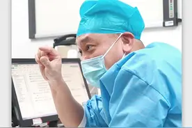 正颌正畸会诊排队时间长，术前正畸也有一到两年时间，之后才能做手术。是一个漫长的过程。建议先把检查做了，会诊排队期间也做不了任何治疗
#诊室日常 #医者仁心 #正颌正畸 #上海九院 #正颌手术