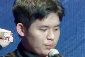 7月25日，乒超第二阶段开赛，林诗栋代表全体运动员宣誓#世界冠军 #林诗栋 #乒超联赛