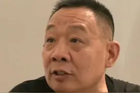 2月22日河南许昌，于东来分享胖东来经营秘诀：员工好了 企业凝聚力就好了，员工愿意干了 企业管理层操心就少了 #河南dou知道 #胖东来视频封面