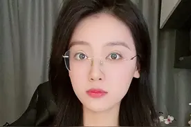 马爸爸罕见发声，传递了什么信号？#马云视频封面