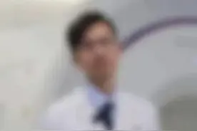 感冒、喉咙发炎怎么办？医学博士教你几个快速缓解喉咙痛的办法 #医学科普 #健康科普 #咽喉发炎 #咽喉炎 #西地碘含片视频封面
