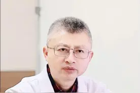 女性皮肤干皱纹多，平时要多补血，可以试试这个桂圆红枣莲子银耳羹#中医#女性健康  #养生 #变美#皮肤保养视频封面
