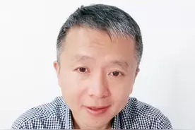 在上海交满15年社保，却不能上海退休，到底为什么？ 你以为只要在上海交满15年社保，就可以躺平坐等退休，领取上海的养老金了吗？这可不一定的...#上海 #社保 #退休视频封面