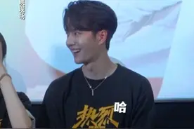 血脉压制在这一刻体现的淋漓尽致，狠狠共情了！#热烈到底有多好看 #电影热烈视频封面