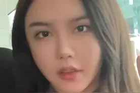 韩安冉晒出2个国外硕士offer，坦言自己是大专学历，将通过上网课完成学业。