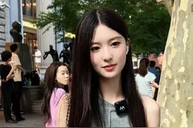 抽象的小姐姐，喜欢有女性特质的男生 #上海 #街头采访  #恋爱 #是你喜欢的类型 #女性特质