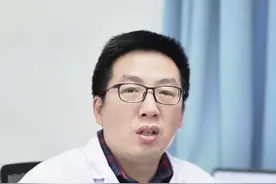最近一台特殊手术完成，机器人竟然可以远程做手术了？#远程手术 #机器人手术 #华西二院 #社会热点 #硬核健康科普行动视频封面