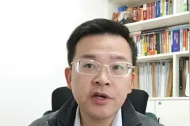 电动车事故遇小车逃逸，如何追讨赔偿？视频封面