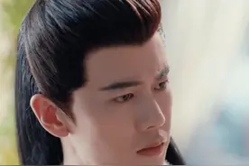 任嘉伦粉丝吃的也太好了吧#任嘉伦 #周大生品牌年度盛典   #周大生腕美   #为爱而生周大生视频封面