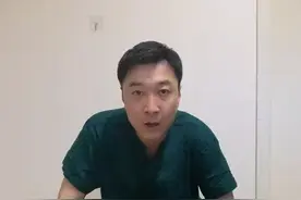 关注我，掌握一些急救知识，关键时刻能救命！#心肺复苏#人工呼吸#急救 #医学科普  视频封面