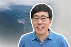 真正厉害的人都活在本质里！当你从表象中抽离，钱/情/利的迷雾都会消散。#向东时间 #大咖观察 #高途陈向东 #认知提升 #断舍离视频封面