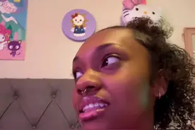 最近网友在吃什么瓜？洋抖热梗：感谢碧昂丝 吹牛老爹被捕后，碧昂丝和老公Jay-Z人设瞬间崩塌，目前Ins掉粉有1000万了，传言他们与娱乐圈“萝莉岛”的幕后主使颇有瓜葛，小甜甜布兰妮，阿黛尔，Lizzo得奖后首先想到的都是感谢碧昂丝，甚至侃爷当年对霉霉做的那件事也被网友认为是在救霉霉的命，T网友们连夜感谢碧昂丝，感谢即保命，哈哈哈，你觉得呢 #感谢碧昂丝 #吹牛老爹 #娱乐吃瓜  #抖音二创激励计划 #艺术在抖音 @抖音艺术视频封面