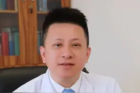 张医生门诊分享：总是头晕老不好？竟是长期看手机、熬夜！ #硬核健康科普行动视频封面
