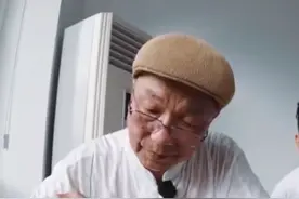 从业60年的青瓷大师，展现“跳刀”绝技，网友：好像开了倍速#地球村日记 视频封面