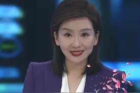 云南昭通一学校老师暂停晚读课让孩子走出教室看云，这样的老师、这样的教育方式请给我们来“一打儿”！让美景飞一会儿，也让心灵飞一会儿~#教师节快乐 视频封面