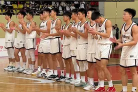 国内最强高中生对决！！浙江耐高决赛-回浦中学VS海亮外语(中篇）#校园篮球 #篮球 #篮球比赛 #耐高 #一生一次耐高 @DOU+小助手视频封面