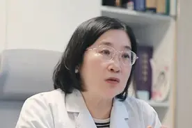 很多人把#神经性皮炎认成湿疹，耽误了治疗，一定要及时处理，别总是去抓！#科普#皮肤#痒#硬核健康科普行动视频封面