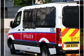 港警冲锋车的五人小队，不同职责下的共同坚守 视频封面