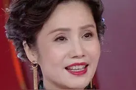 主持人变身“宝藏歌手”！#徐俐 演唱#梨花颂 韵味无穷视频封面